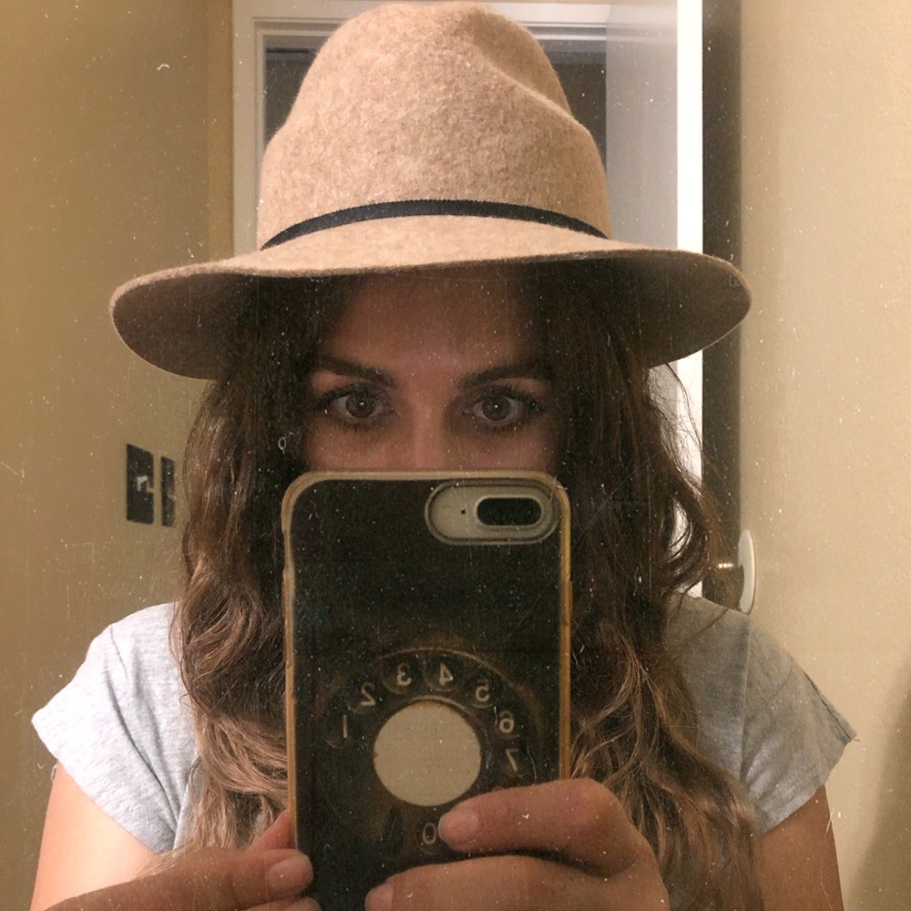 Hat - Picture 7 of 8